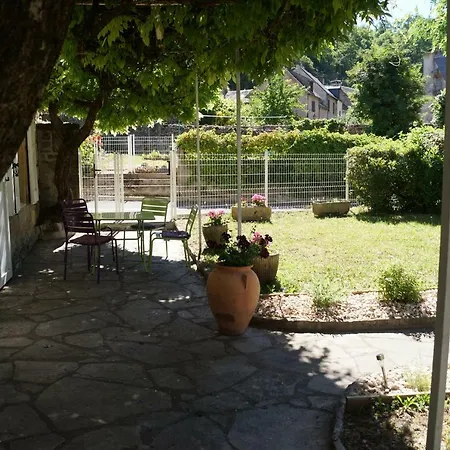 Apartment La Glycine La Canourgue